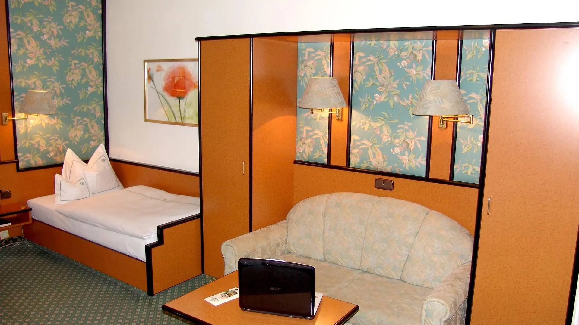 ***  Hotel Coellner Hof Cologne Germany