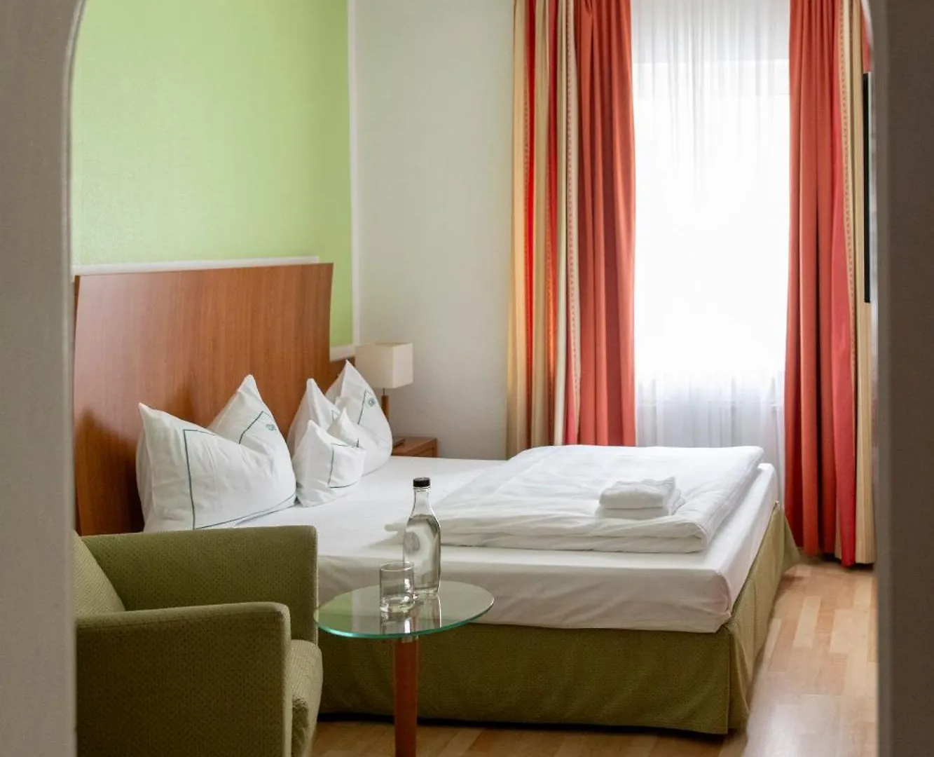 Hotel Coellner Hof Cologne 3*,  Germany