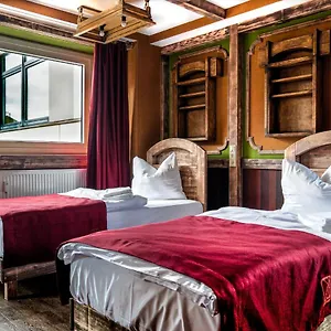 Mycologne Otel